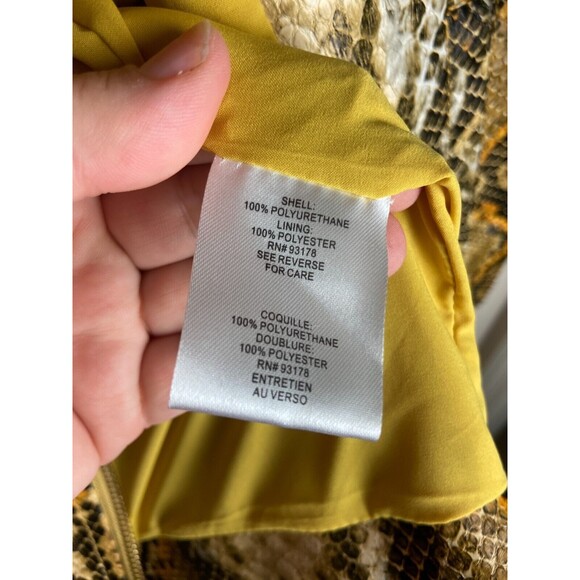 Tahari Womens Biker Jacket Black Yellow Snake Print Faux Leather Collared Medium - Picture 6 of 9